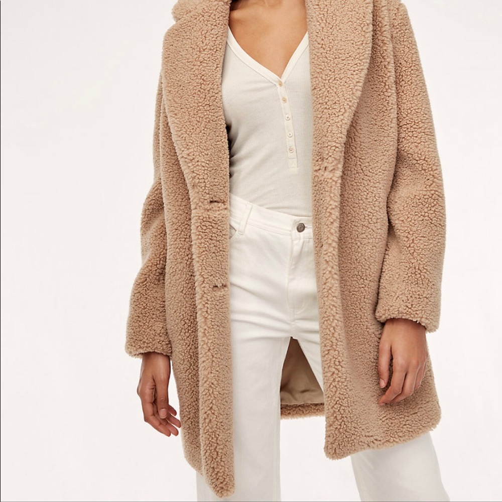 Aritzia Wilfred Free The Teddy Cocoon in sander